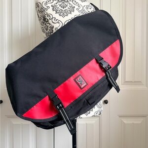 Chrome Industries Citizen Messenger Bag Red/Black 24L